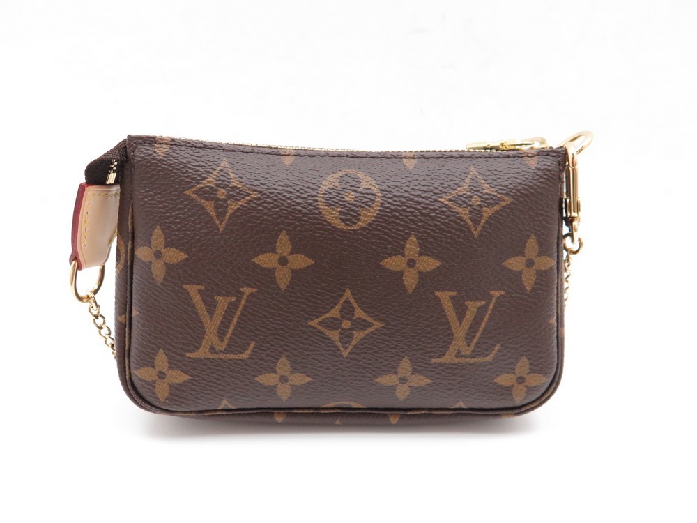 Louis Vuitton Pochette Clés XL Giant Key Pouch Monogram Brown Chain Runway  Bag