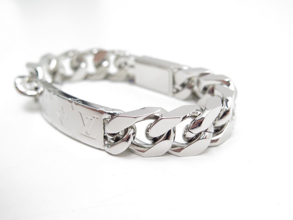 LOUIS VUITTON Bracelet Bangle Chain Links LV M69988 Silver Metal 2022SS  Size M