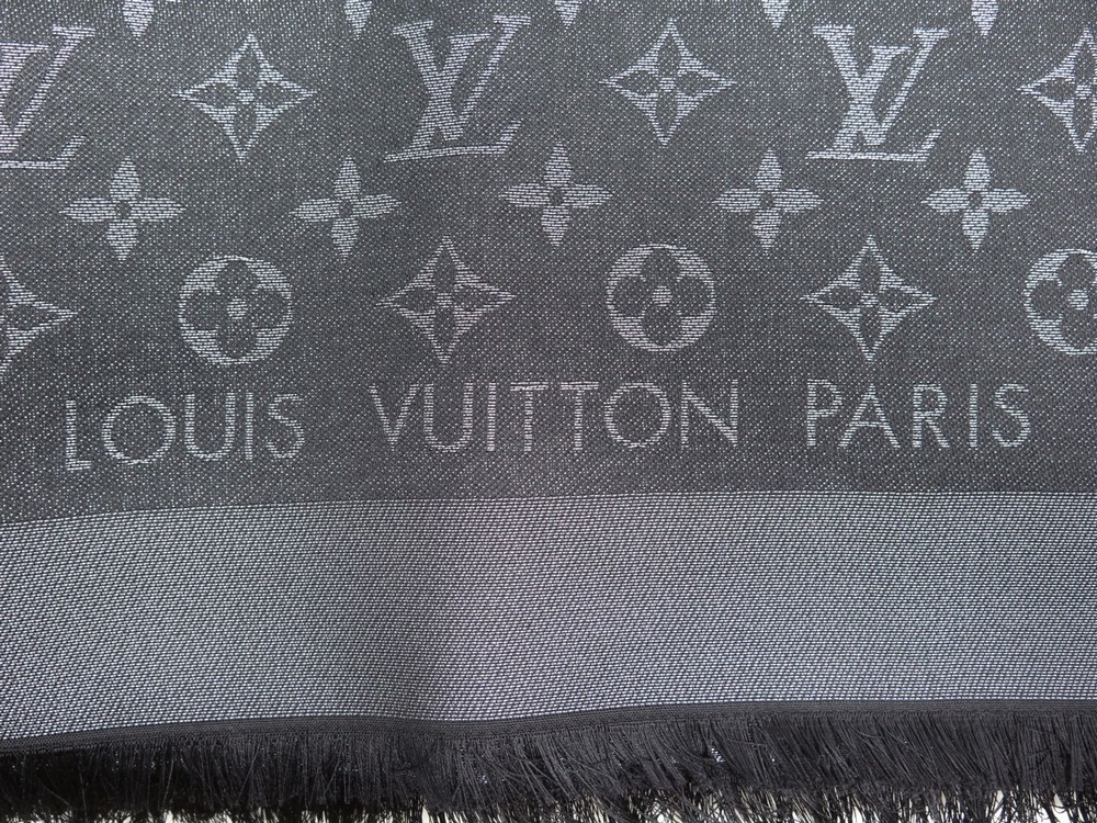 LOUIS VUITTON Cotton Etole Tattoo Scarf Kaki 196169