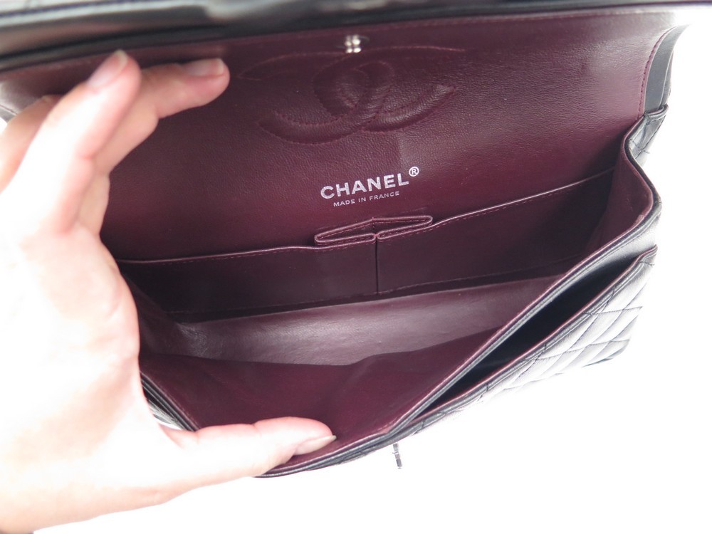 chanel ensacars a main