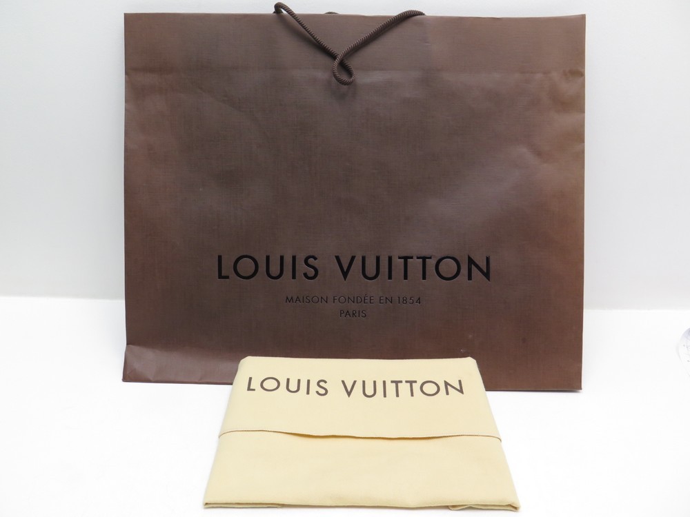 Sac Louis Vuitton 🤎 Prix : 99Dt
