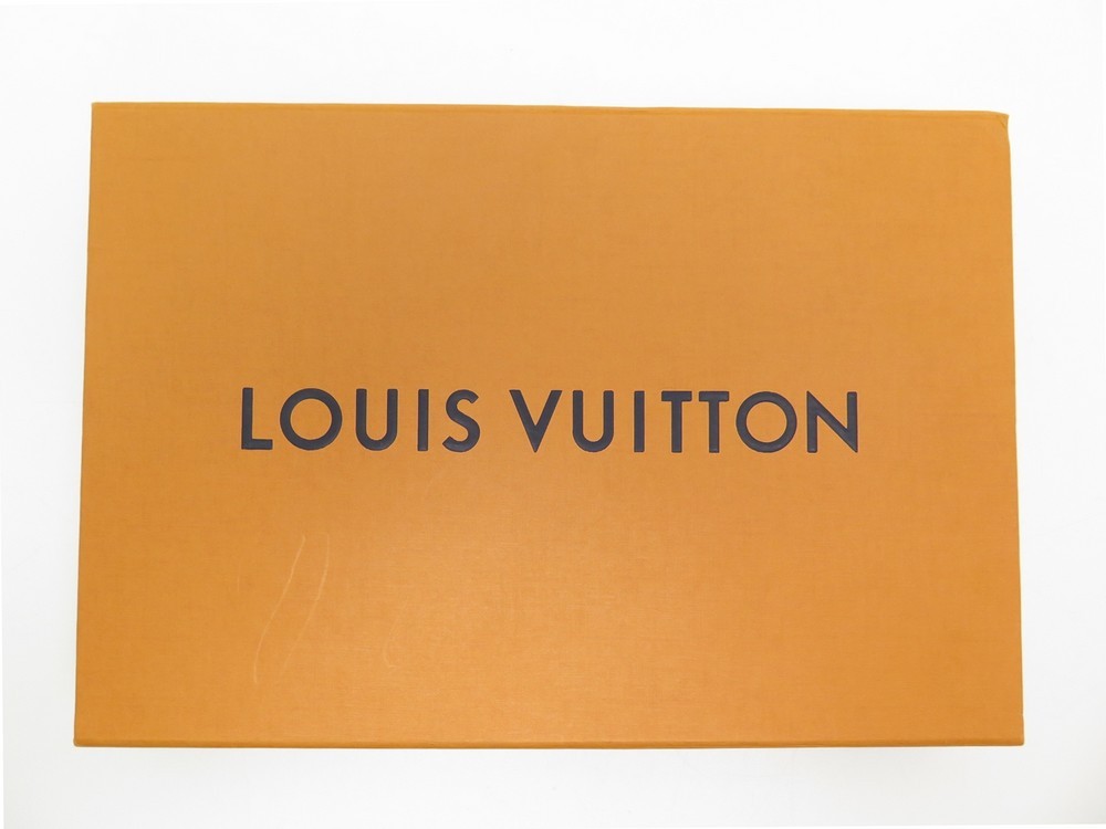 Preowned Louis Vuitton Monogram Shawl Blue Marine - M72412 ($395) ❤ liked  on Polyvor…