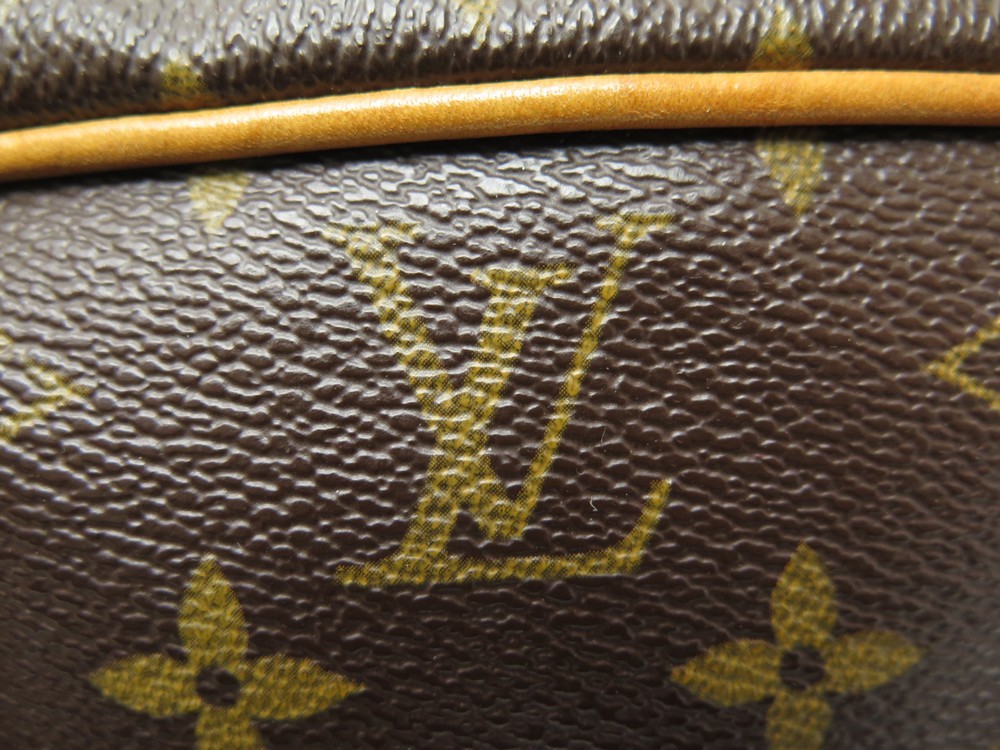 Louis Vuitton Manhattan PM Toile Monogramme - Occasion Excellent Etat -  IconPrincess