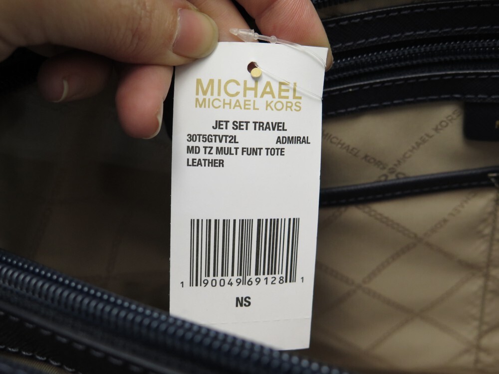 sac a main michael kors jet set travel cabas