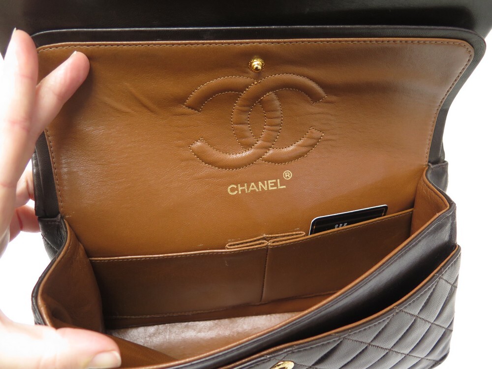 chanel ensacars a main