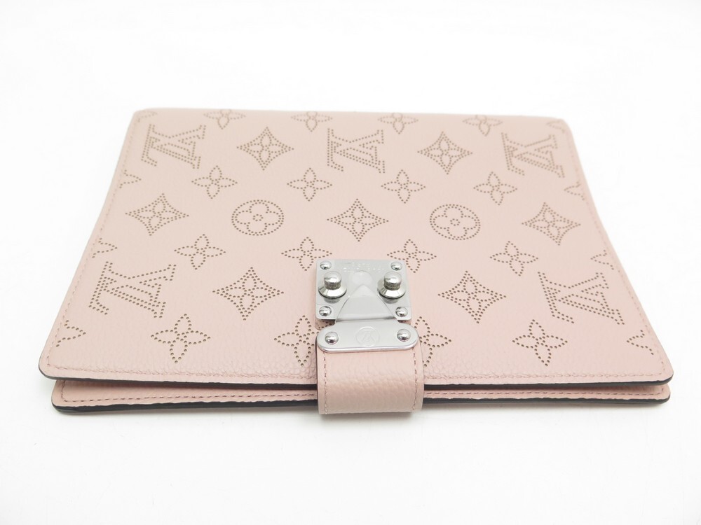 Shop Louis Vuitton MAHINA 2019-20FW Paul Notebook Cover (GI0396) by  Cute_Cute