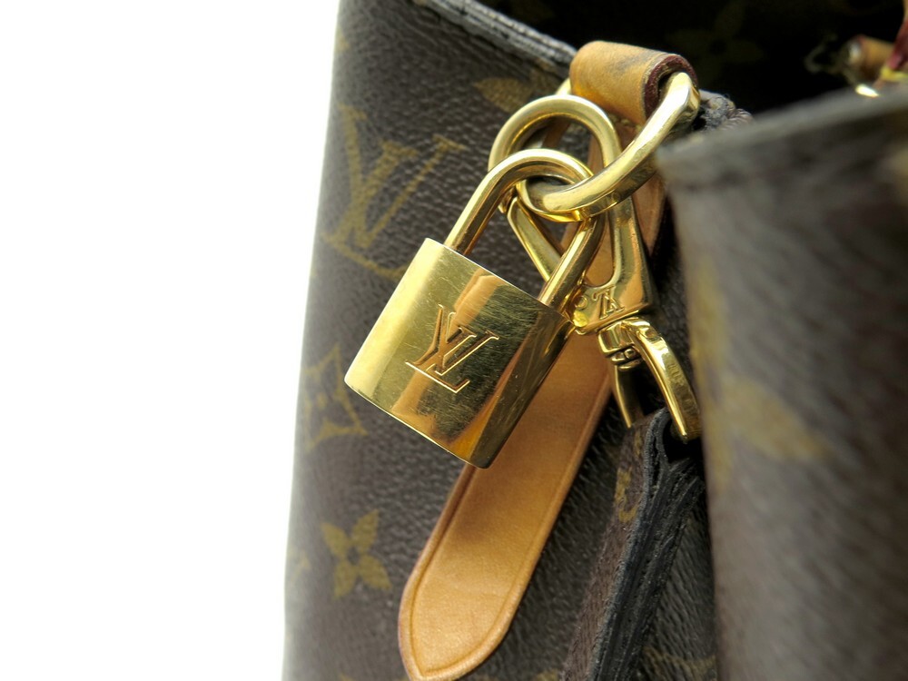 Louis Vuitton, Bags, Louis Vuitton Monogram Montaigne Mm M456