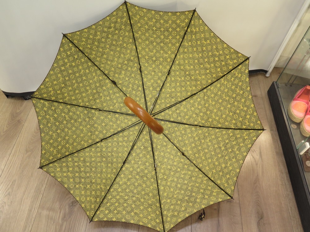 Vintage parapluie LOUIS VUITTON monogram lv en - Authenticité