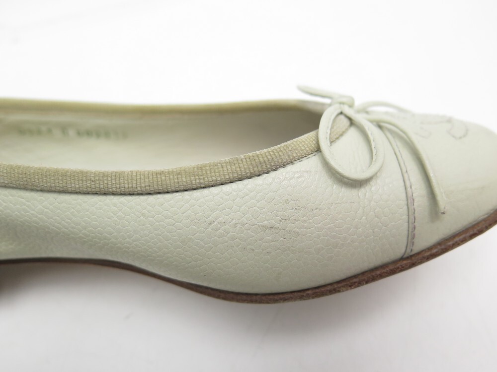 chaussures chanel ballerines logo cc g02819 38.5 cuir