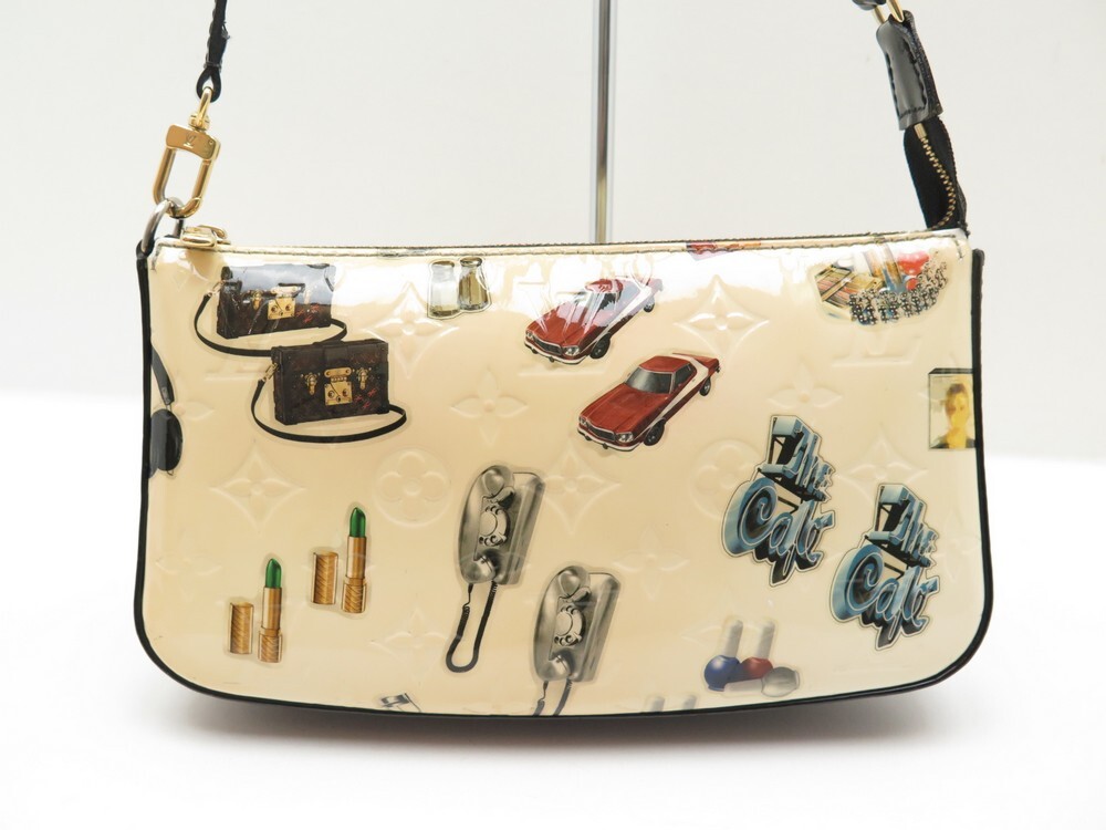 LOUIS VUITTON HANDBAGS pochette accessoires stickers M90928 pouch