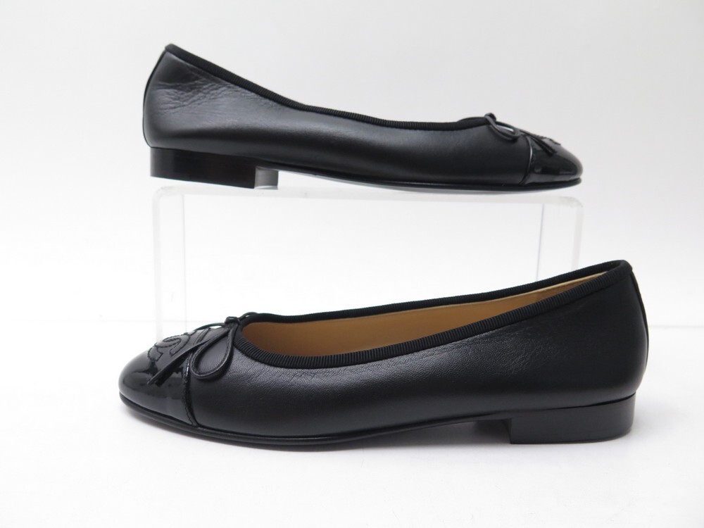 Shop CHANEL 2023 SS Bi-color Plain Ballet Shoes (G02819 Y56544 K5600) by  E.V.I.