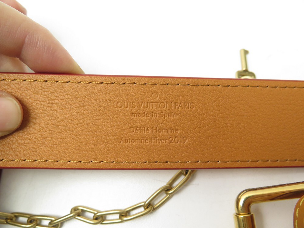 LOUIS VUITTON S lock belt pouch PM M44667