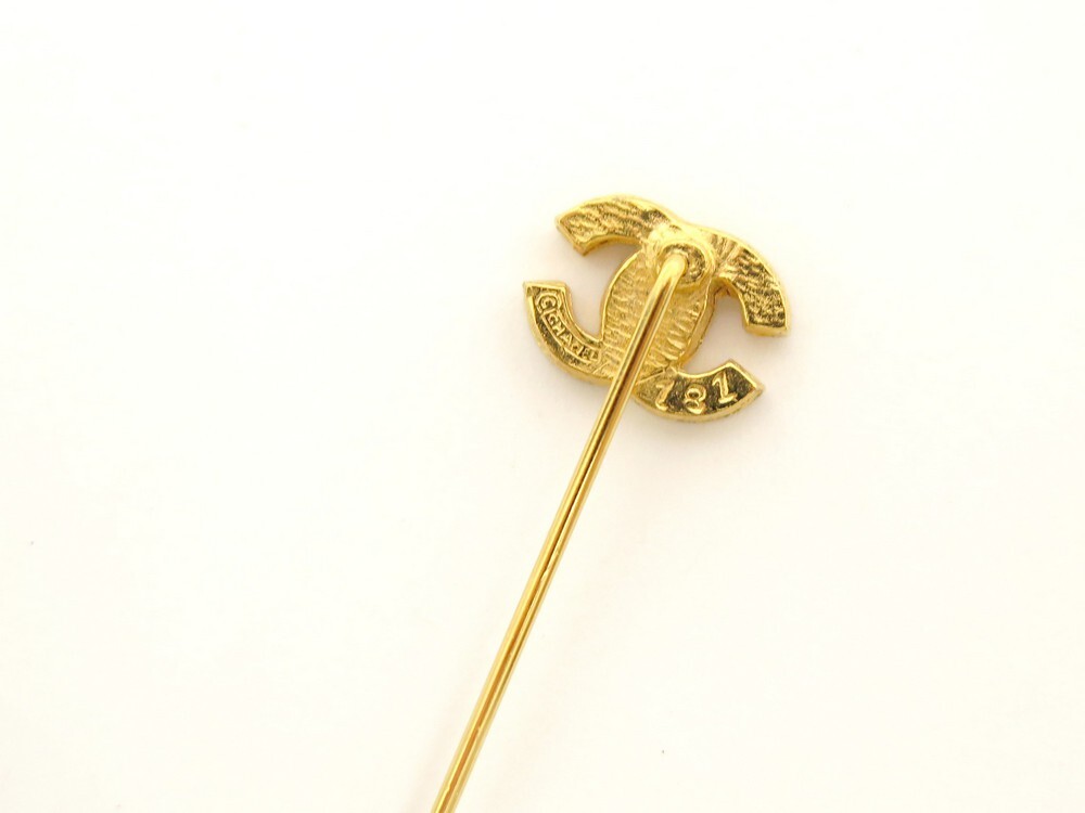 vintage chanel pin