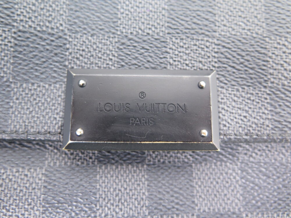 N41260 Louis Vuitton 2015 Men's Damier Graphite District PM