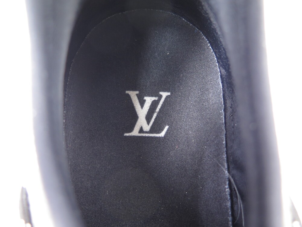 Louis Vuitton Fastlane Sneaker (1A5B8W, 1A5B8T, 1A5B8S, 1A5B8Q, 1A5B8P,  1A5B8O, 1A5B8N, 1A5B8M, 1A5B8L, 1A5B8K)