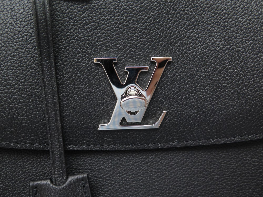 Shop Louis Vuitton Lockme ever bb (M56645, M58978, M53937) by 環